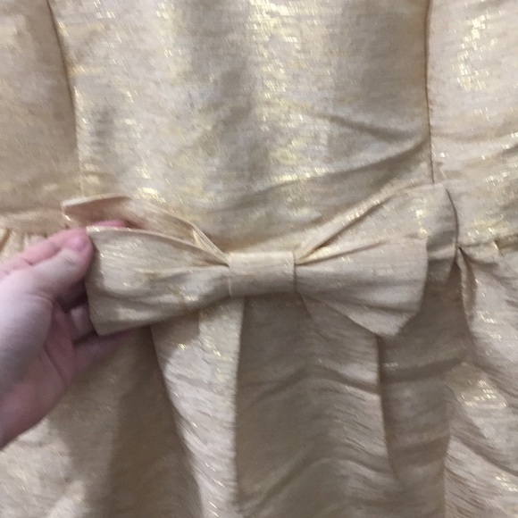 Gold dress that has only been worn once. - Picture 2 of 3